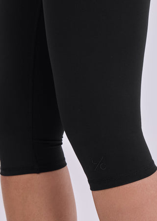 Women's Capri Legging 16" Black