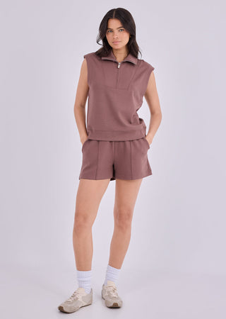 Women's Pintuck Shorts Tawny Rust